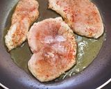 Fűszeres csirkemellszeletek recept fázis 2 fotója