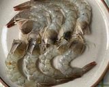 รูปขั้นตอนการทำที่ 1 ของ กุ้งราดซอสมะขาม