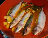Foto langkah ke 5 dari resep Sup kembung selar.