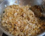 A picture of step 2 of Phodnichi poli.