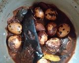 Foto langkah ke 2 dari resep 5.36 Pindang Telur Puyuh(marble egg).