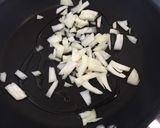 Foto del paso 2 de la receta Espaguetis con manzana y bacon
