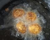 A picture of step 1 of Bottle gourd (lauki) kofta in gravy.