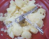 Une image de l'étape 2 de Beignets de Pomme de Terre 🥔🥔🥔🥔.
