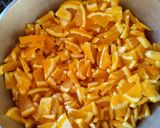 Foto del paso 1 de la receta: Mermelada de naranja y frutilla