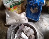 Foto langkah ke 1 dari resep Ikan Layur Goreng Tepung Pedas.