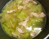 รูปขั้นตอนการทำที่ 2 ของ Cabbage & bacon Soup