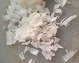Foto del paso 1 de la receta: Pancitos saborizados de cebolla, ají morrón y aceitunas