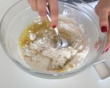 Foto del paso 1 de la receta: Empanada gallega de atún