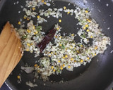 सूजी उपमा (Suji Upma recipe in Hindi) रेसिपी चरण 2 फोटो