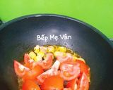 A picture of step 3 of Bún Riêu Cua with Crispy Pork Fat.