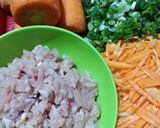 Foto langkah ke 1 dari resep Risol ayam sayur dg kulit mulus elastis.