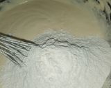 A picture of step 2 of Lemon Muffin Cakes.