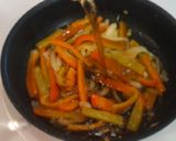 Foto del paso 6 de la receta: Pimientos del piquillo rellenos de carne en salsa de pimientos