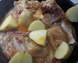 Foto del paso 5 de la receta: Pollo al vino blanco con patatas