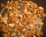 Foto del paso 3 de la receta: Pasta con espinacas y almendras