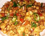 A picture of step 3 of Chat pati Chana chaat.