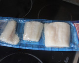 Foto del paso 1 de la receta: Bacalao rebozado con patatas al microondas
