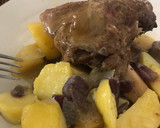 Foto del paso 8 de la receta: Cordero al calvados, con patatas, cebolla.....y aroma de tomillo