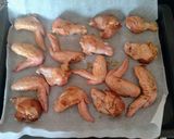 Foto del paso 3 de la receta: Alitas de pollo en salsa de miel y soja al horno