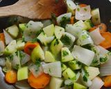 Foto del paso 3 de la receta: Verduras a la mantequilla