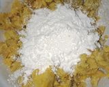 Foto langkah ke 2 dari resep Klepon ubi jalar isi coklat.