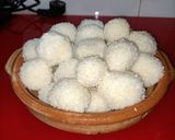Foto del paso 1 de la receta: Bolitas de coco