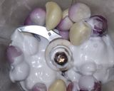 Foto langkah ke 1 dari resep Kue Bawang Gunting.