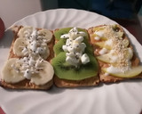 Foto del paso 2 de la receta: Snack con salmas y crema de cacahuate