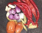 Foto langkah ke 2 dari resep Telur Puyuh Sambel Pedas Merah.