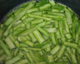 Foto del paso 1 de la receta: Bistec c/ papa y nopal en salsita verde
