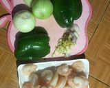Hình bước làm 1 của món Tôm sú xào thập cẩm