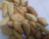 Foto langkah ke 5 dari resep Kue Biji Ketapang manis... gurih.