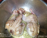 Foto del paso 2 de la receta: Codorniz en salsa escabechada