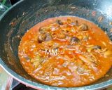 A picture of step 8 of Mushroom Korma.