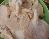 Foto langkah ke 1 dari resep Tumis Jamur Tiram.