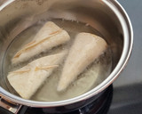 Foto del paso 3 de la receta: Cucuruchos con azúcar y canela