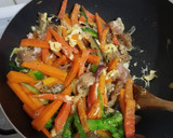 Foto del paso 5 de la receta: Wok de verduras y pollo Súper EXPRESS!!!