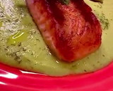Foto del paso 5 de la receta: Lomo de salmón en su punto sobre salsa dulce de espárragos trigueros