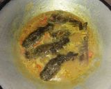Foto langkah ke 4 dari resep Mangut Ikan Lele Kuah Kemangi Pedas.
