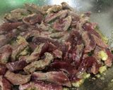 Foto del paso 2 de la receta: Carne mongoleana al merkén con champiñones