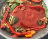 A picture of step 3 of Paella Rice with Rabbit.