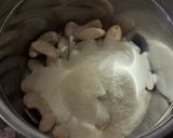 A picture of step 3 of Mulberry Ice cream with fresh cream.