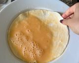 Hình bước làm 2 của món Bánh Paratha Trứng Và Phô Mai