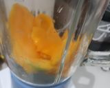 Foto langkah ke 2 dari resep Manggo Milk.