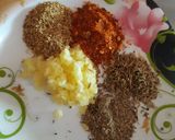 A picture of step 2 of Fry kaleji.
