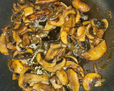 Foto del paso 2 de la receta: Spaghetti con Portobellos y champiñones
