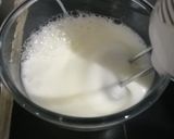 Foto del paso 1 de la receta: Bizcochuelo alto y esponjoso