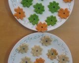 A picture of step 4 of Tricolor Mathri.