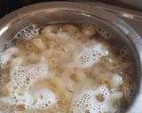 A picture of step 3 of Shezwan sauce spicy macaroni.